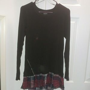 Black and plaid Tunic